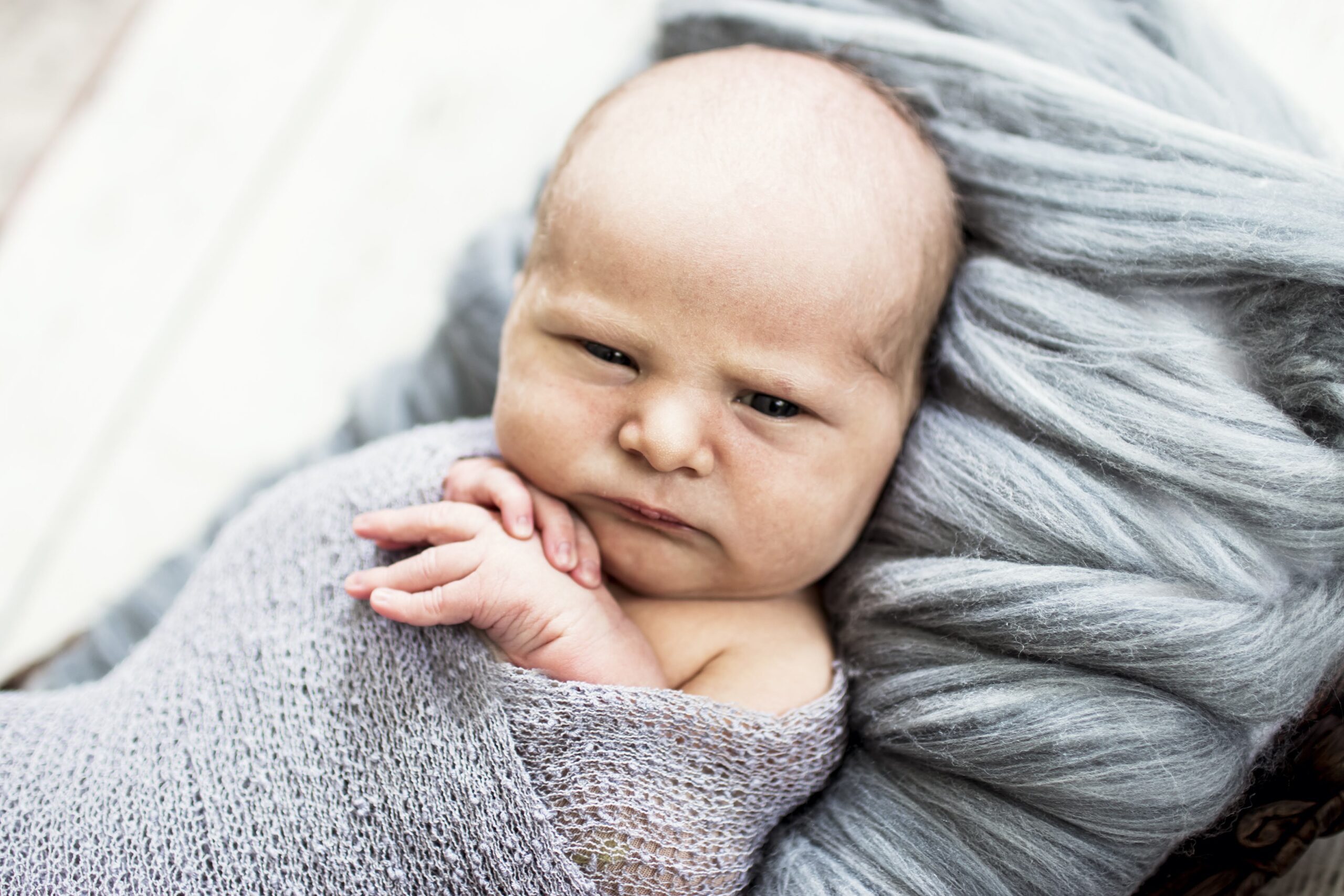 newborn photography, white, grey, eyes open