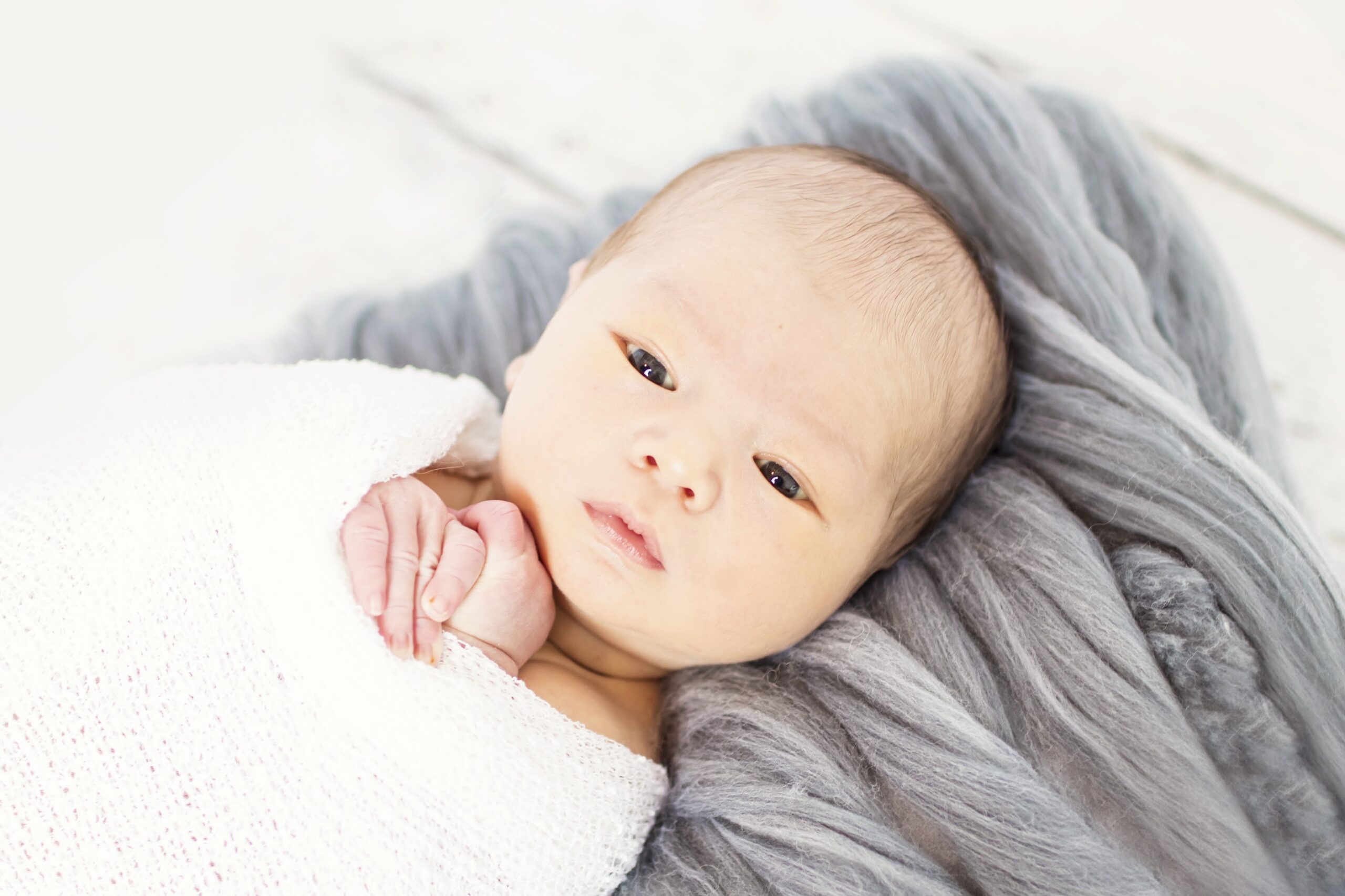 newborn photography, white, grey